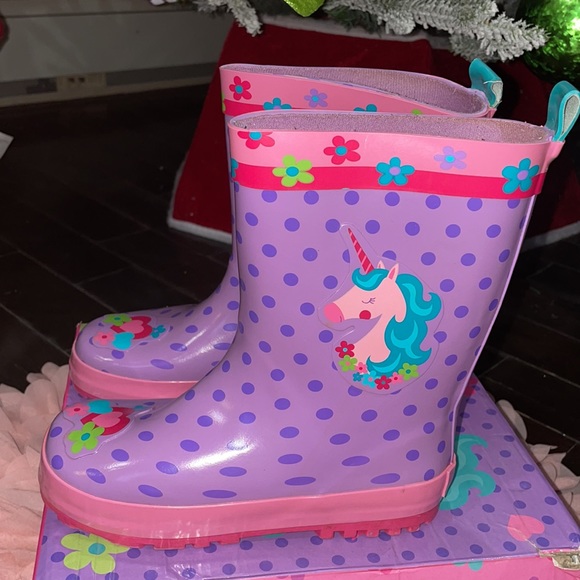 Unicorn Girls Rain Boots - Picture 3 of 7